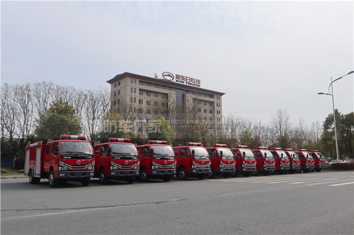 東風(fēng)2.5噸水罐消防車 東風(fēng)2.5噸水罐消防車